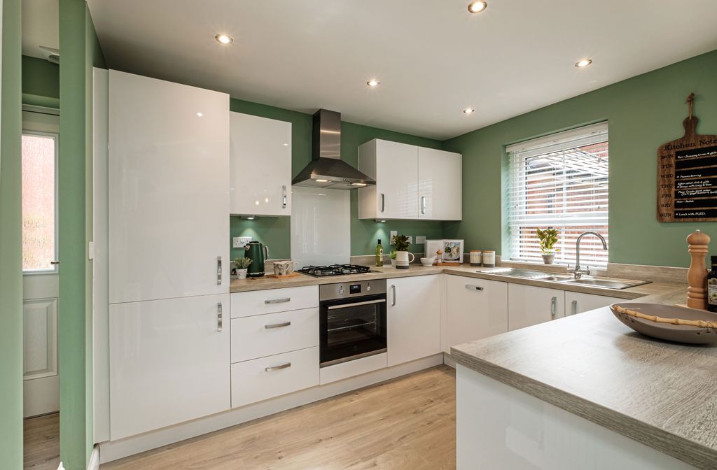 Property photo 2 of 10 Interior Image Our Of 4 Bedroom Radleigh Kitchen