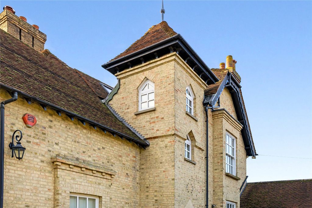Additional image 20 of 10 bed detached house for saleNortonbury, Letchworth Garden City, Hertfordshire SG6