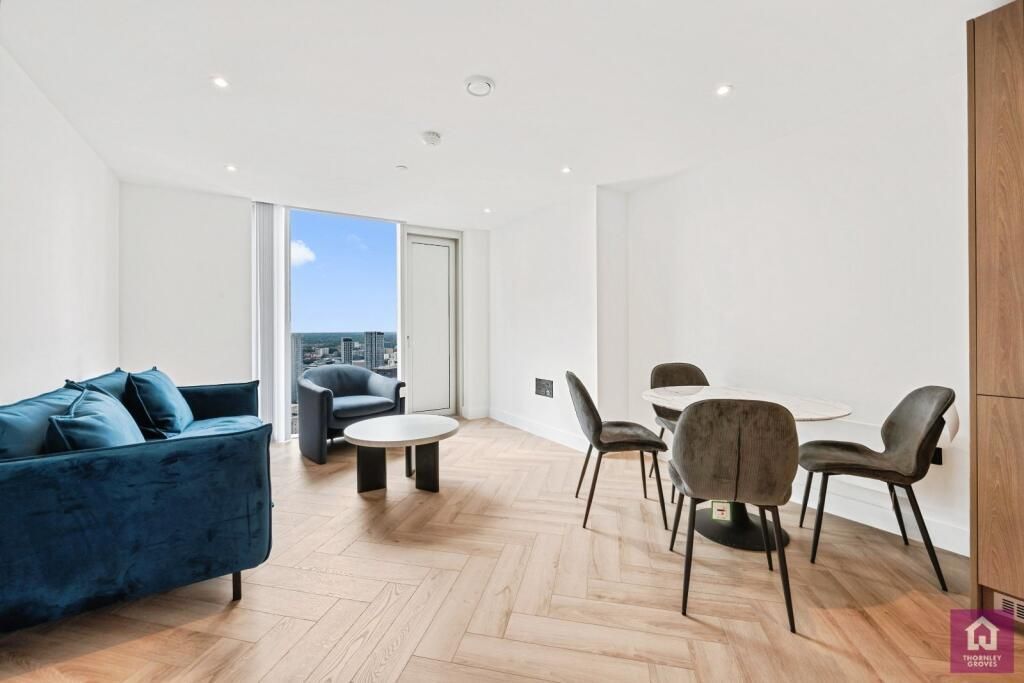 Property photo 1 of 6 Battersea 2 .Jpeg