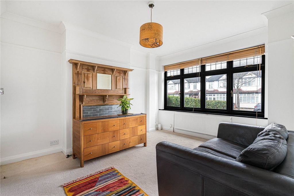 Property photo 2 of 35 Reception