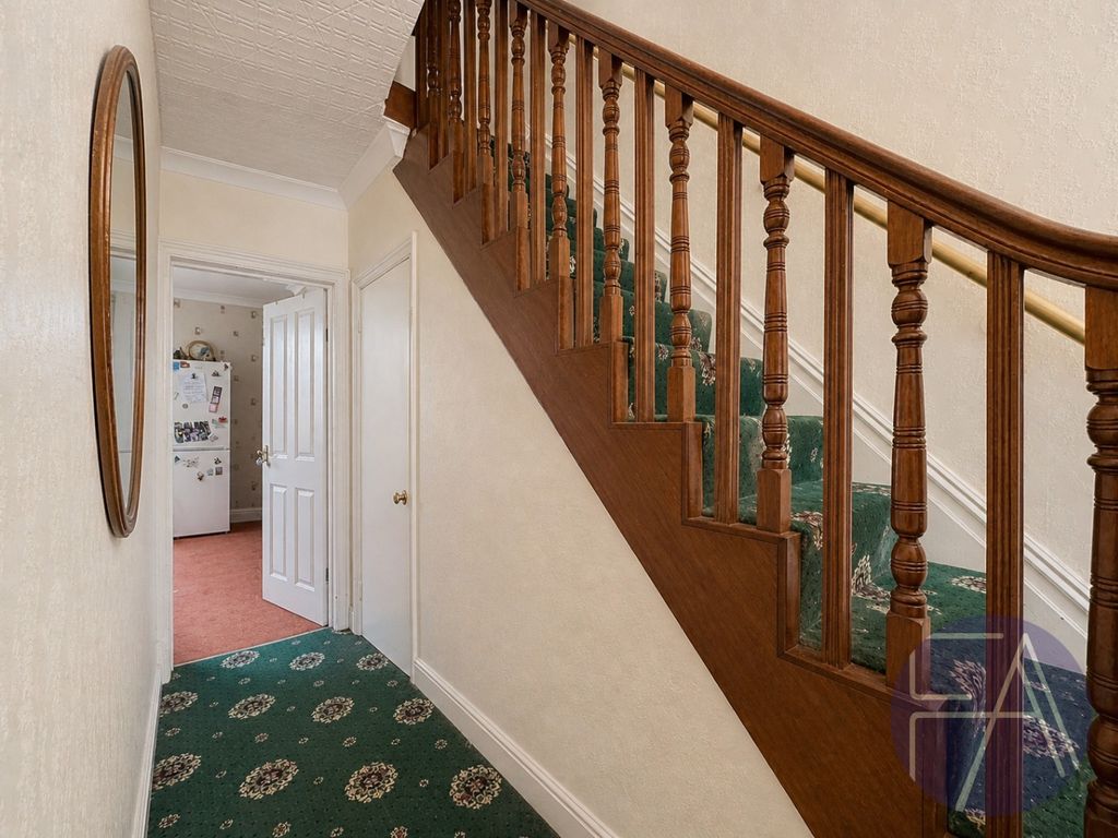 Property photo 2 of 30 5101902
