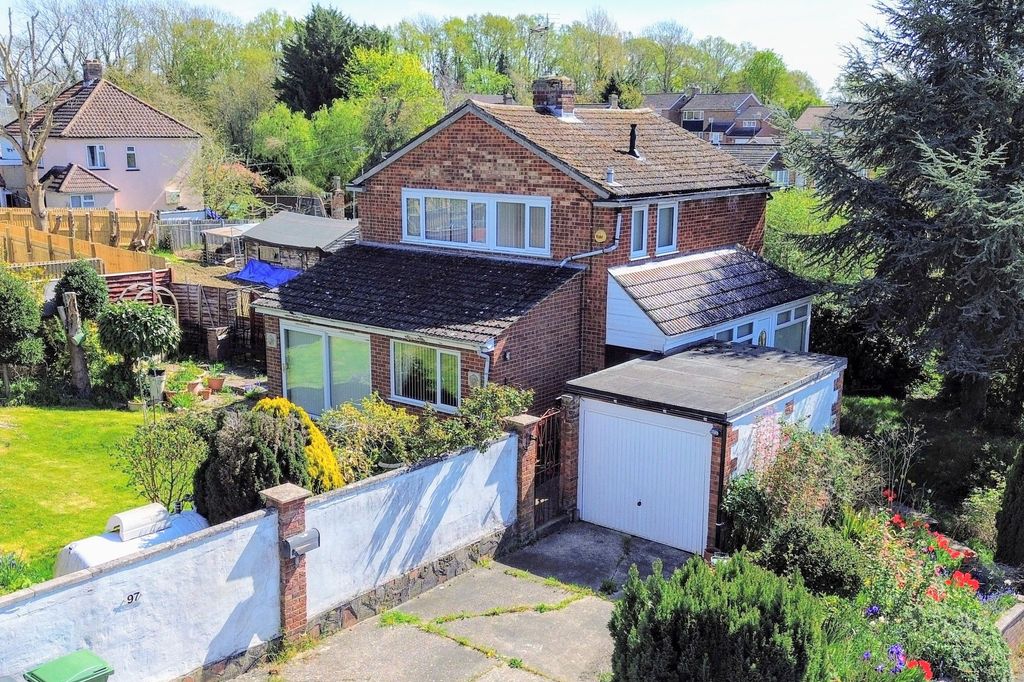Property photo 1 of 15
