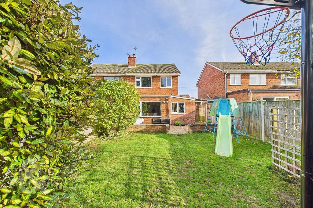 Property photo 1 of 23