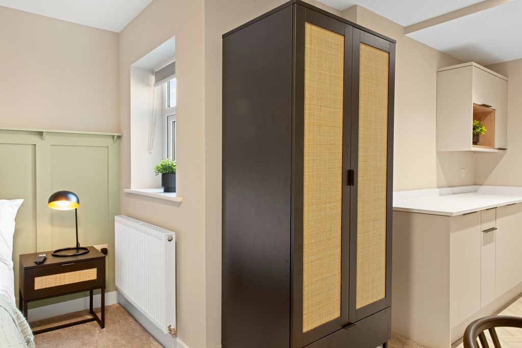 Property photo 2 of 7