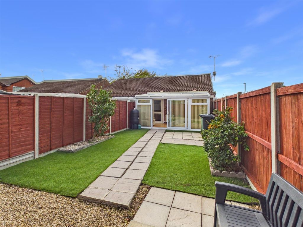 Property photo 2 of 17