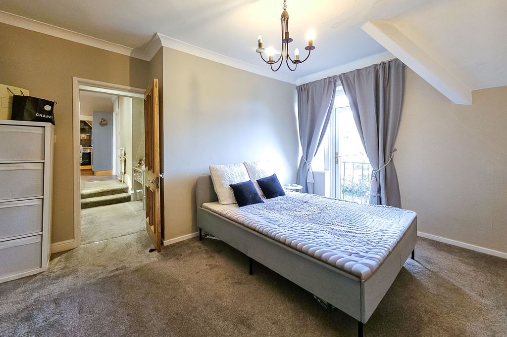Additional image 16 of 2 bed flat for saleHarlow Oval, Harrogate HG2