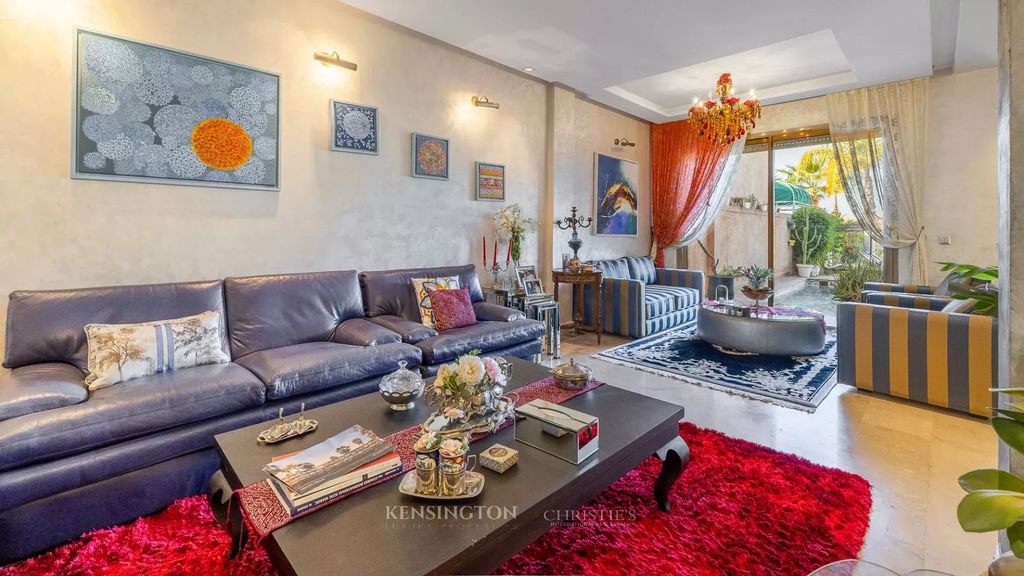 Property photo 2 of 29