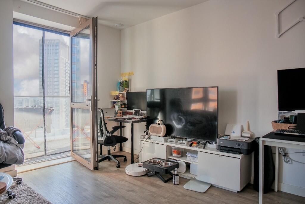 Property photo 3 of 12