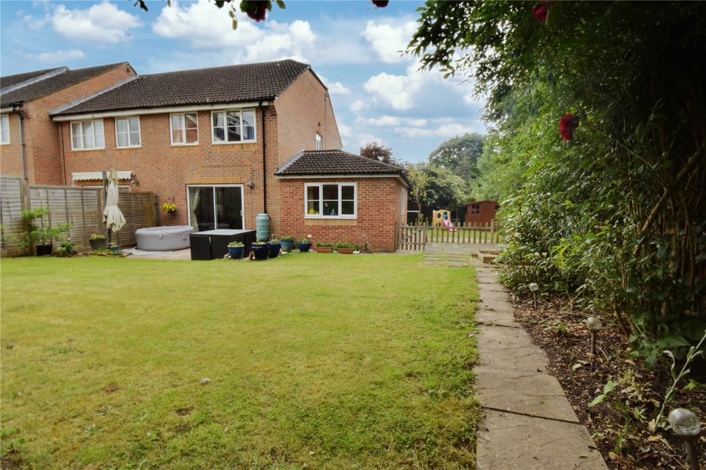 Property photo 3 of 19 Picture No. 39