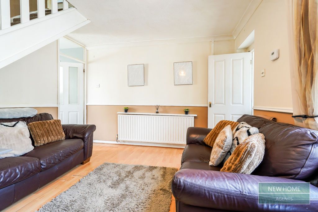 Property photo 3 of 19 Photo 10