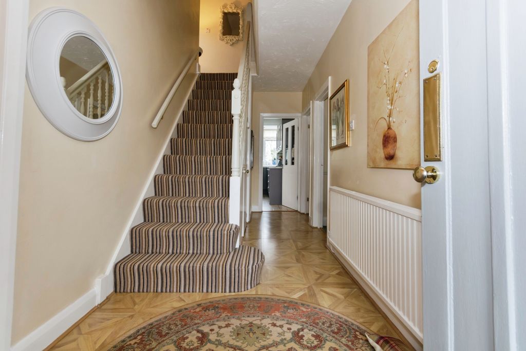 Property photo 2 of 20 Hallway