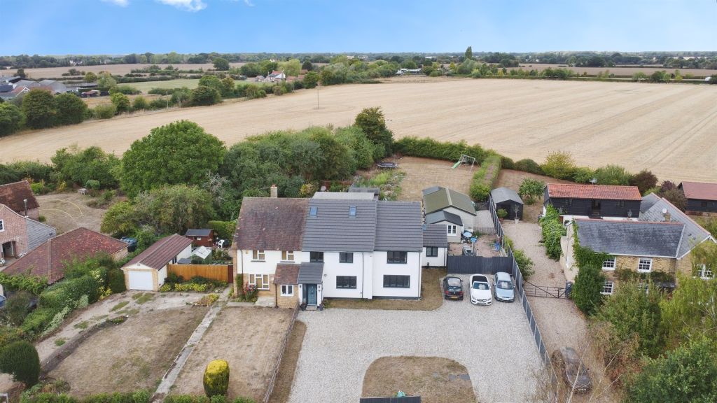 Property photo 2 of 22