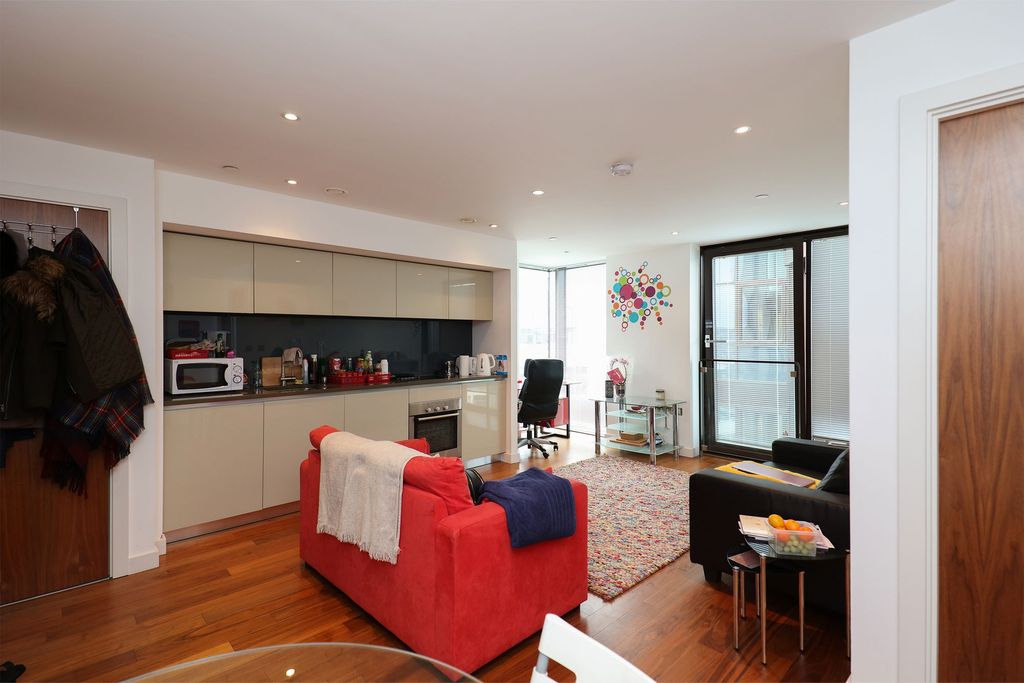 Property photo 3 of 7