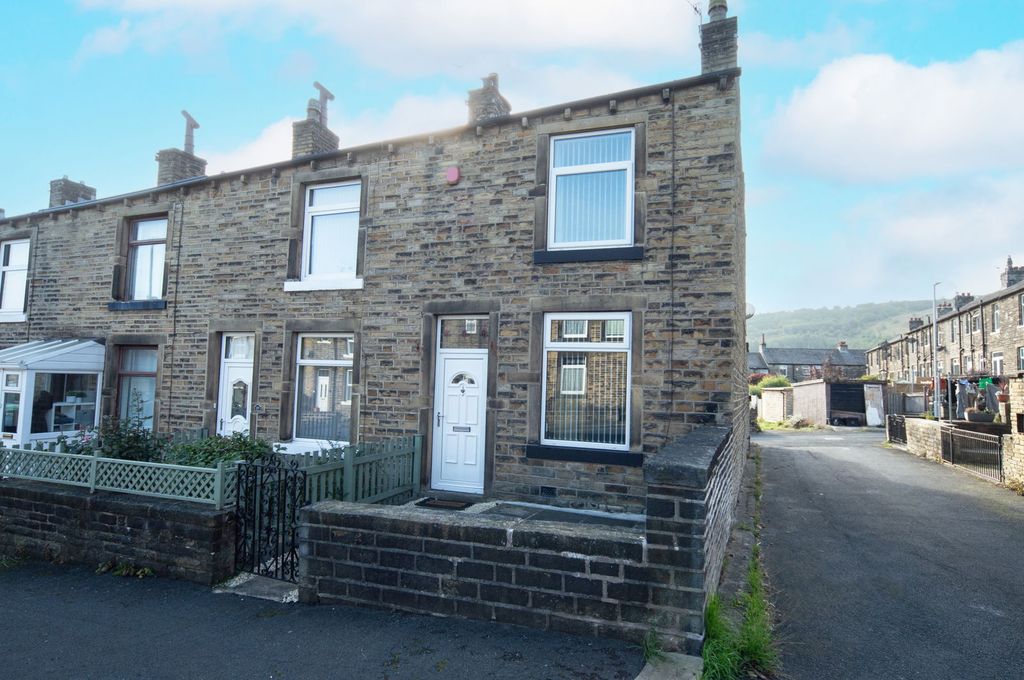 Property photo 1 of 11