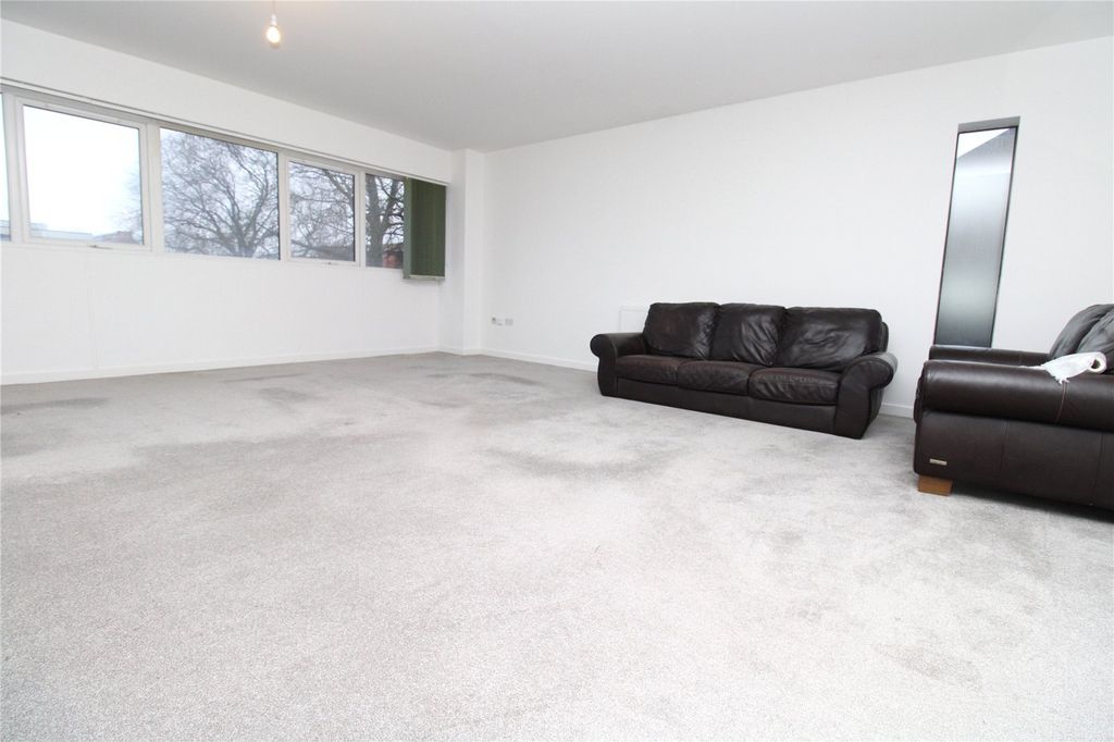 Property photo 3 of 12 Picture No. 03