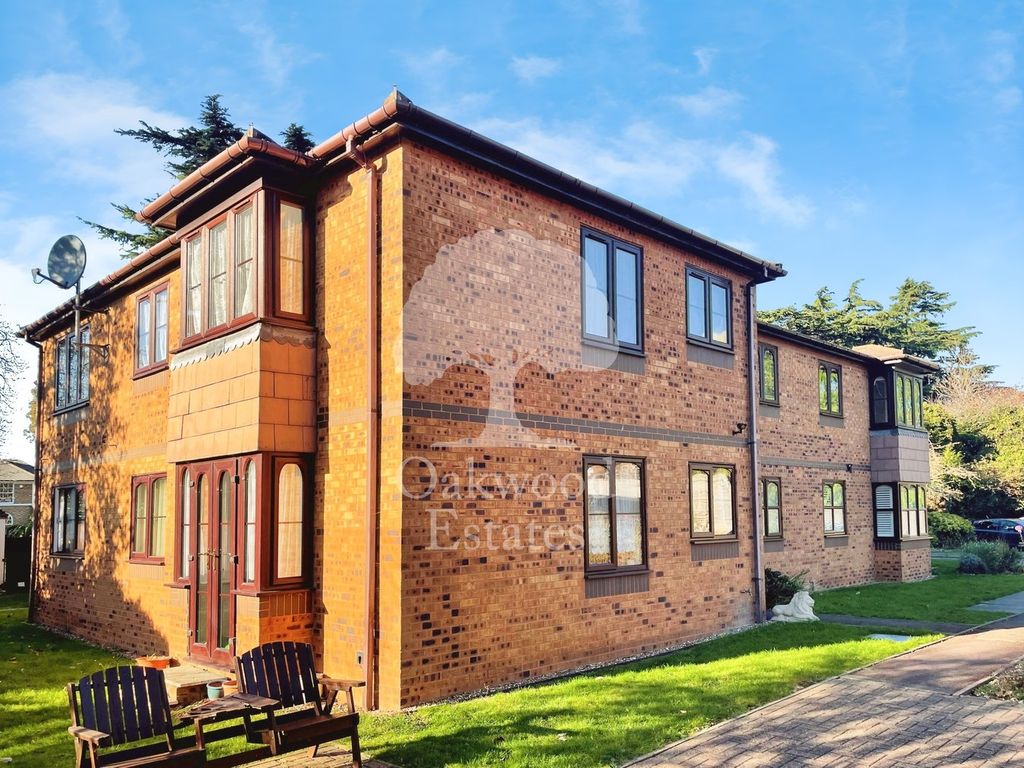 Property photo 1 of 11