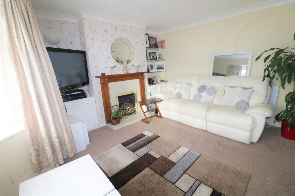 Property photo 3 of 11 Na