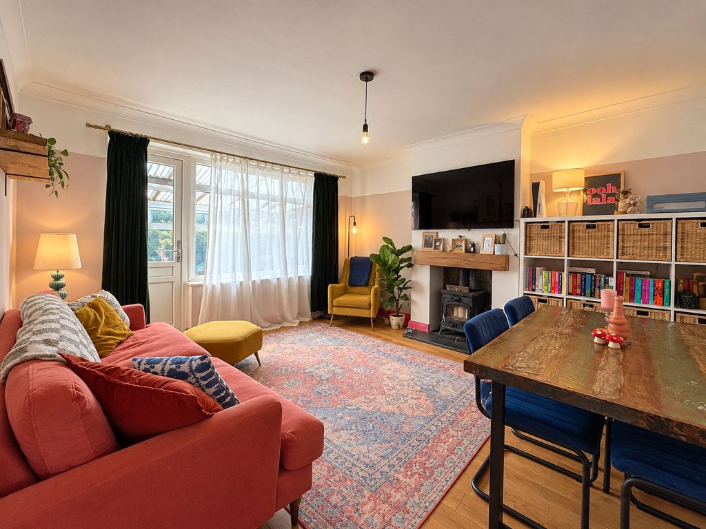 Property photo 2 of 11 Picture No. 04