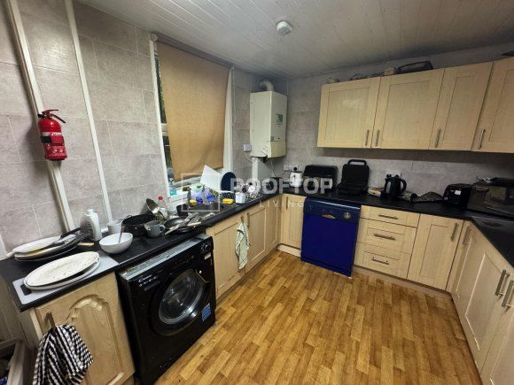 Property photo 3 of 19 8630403.Jpg