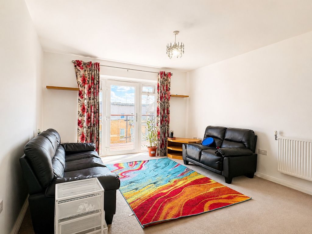 Property photo 3 of 14