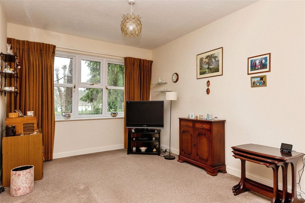 Property photo 3 of 23 Picture No. 03