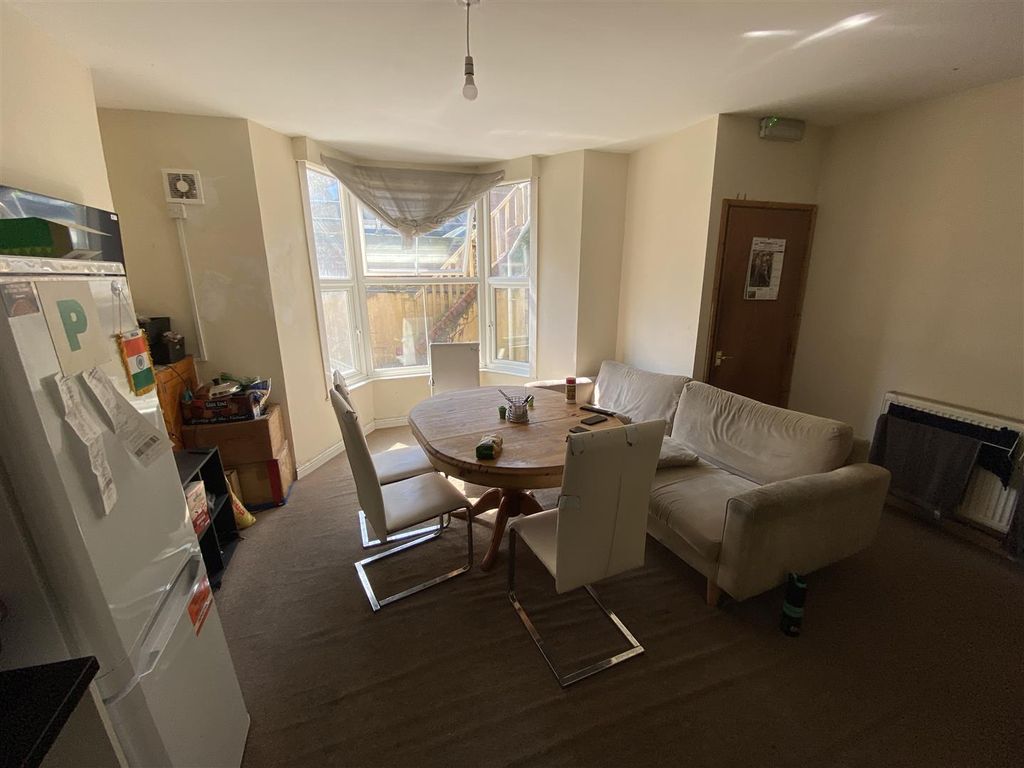 Property photo 1 of 9 Kitchen Diner 1.Jpg
