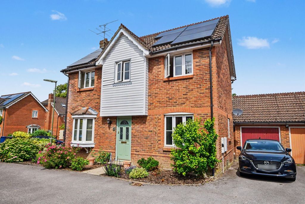 Property photo 1 of 12