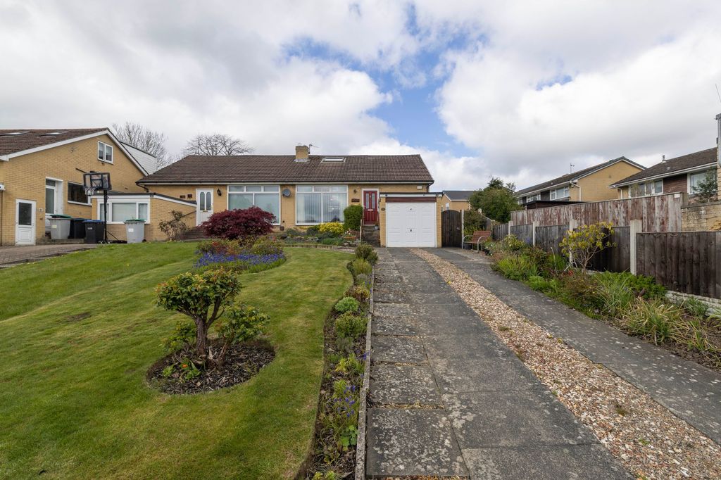 Property photo 1 of 24