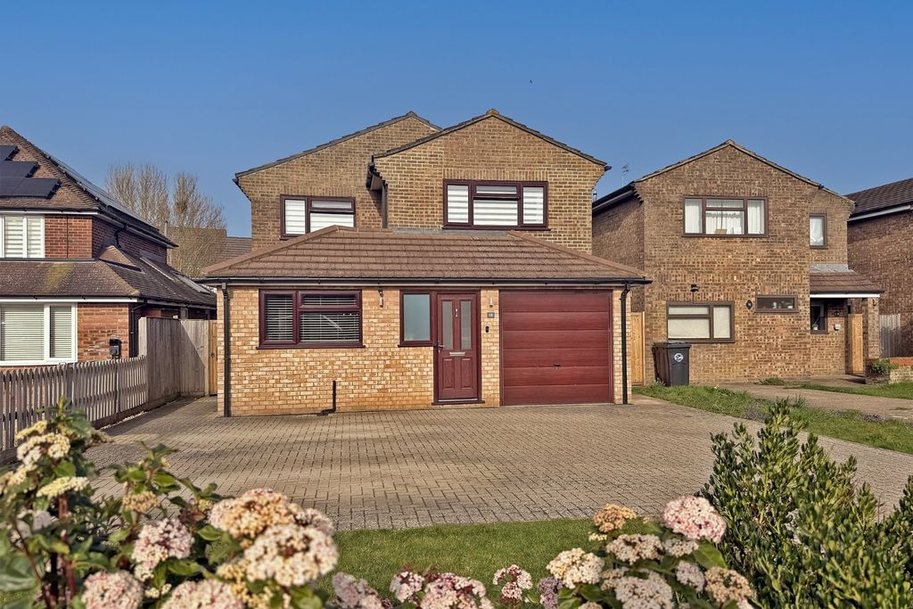 Property photo 1 of 12 4986921