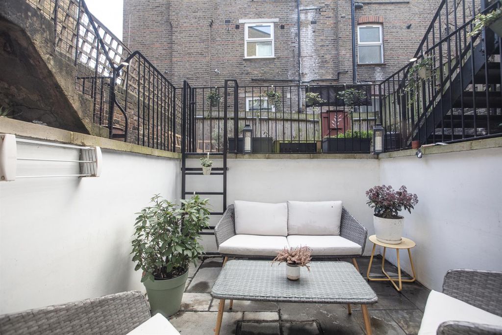 Property photo 3 of 12 3Y6A6419.Jpg