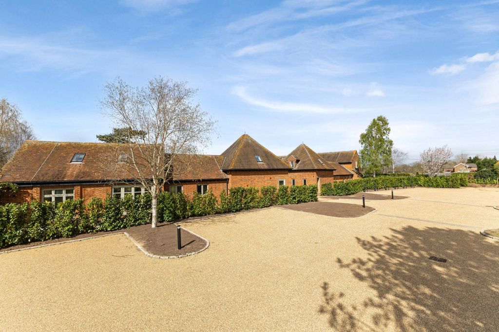 Property photo 3 of 6 The Courtyard