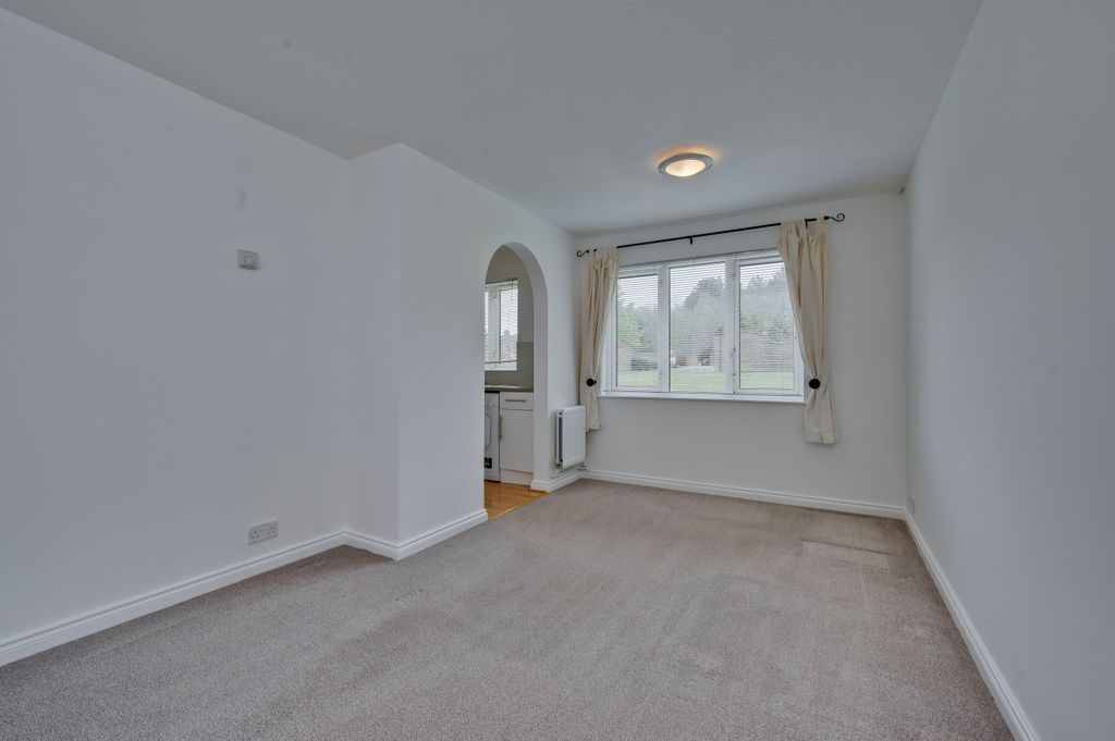Property photo 3 of 9 Reception Room v2