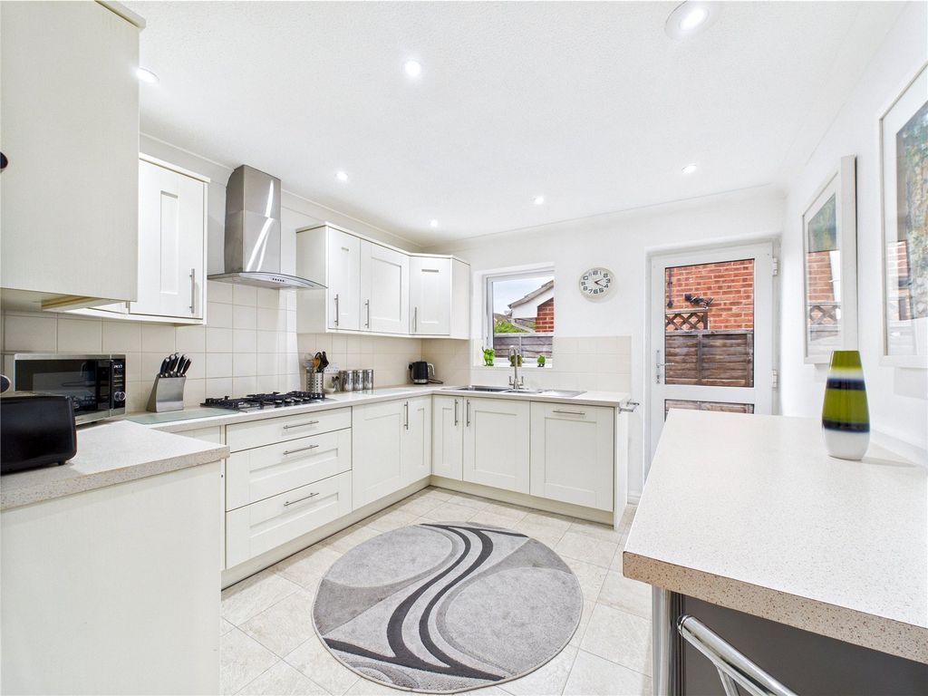 Property photo 2 of 14 Picture No. 08