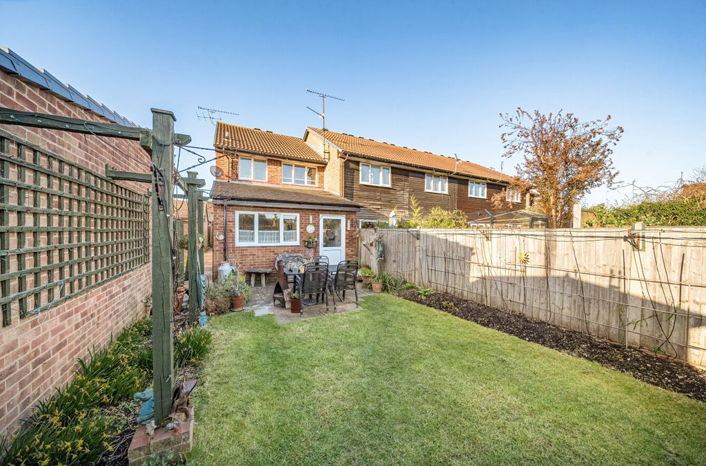 Property photo 2 of 14 1431132-6-69B9937...