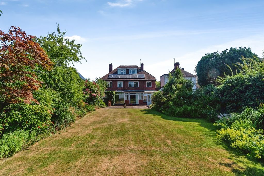Property photo 1 of 19