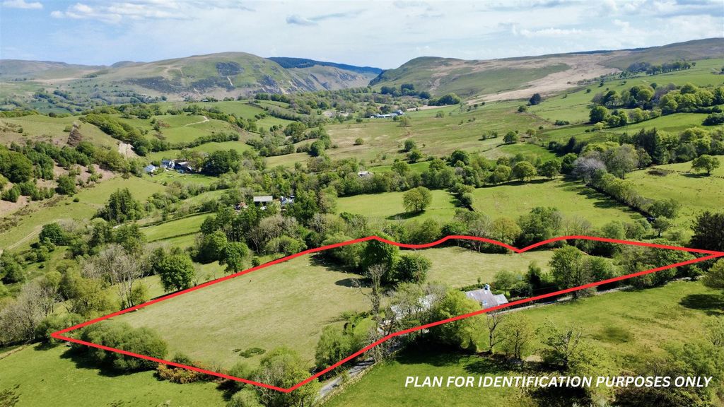 Property photo 3 of 67 Location