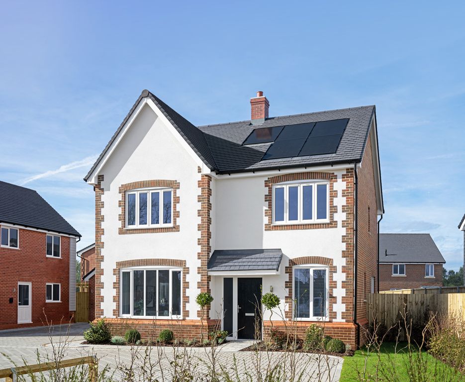 Property photo 2 of 11 MV-Externals-Feb2024-019