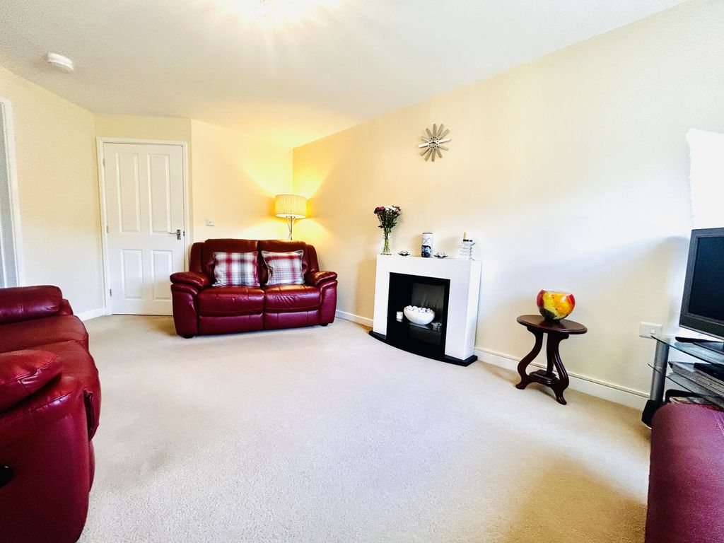 Property photo 2 of 17 Img_3772