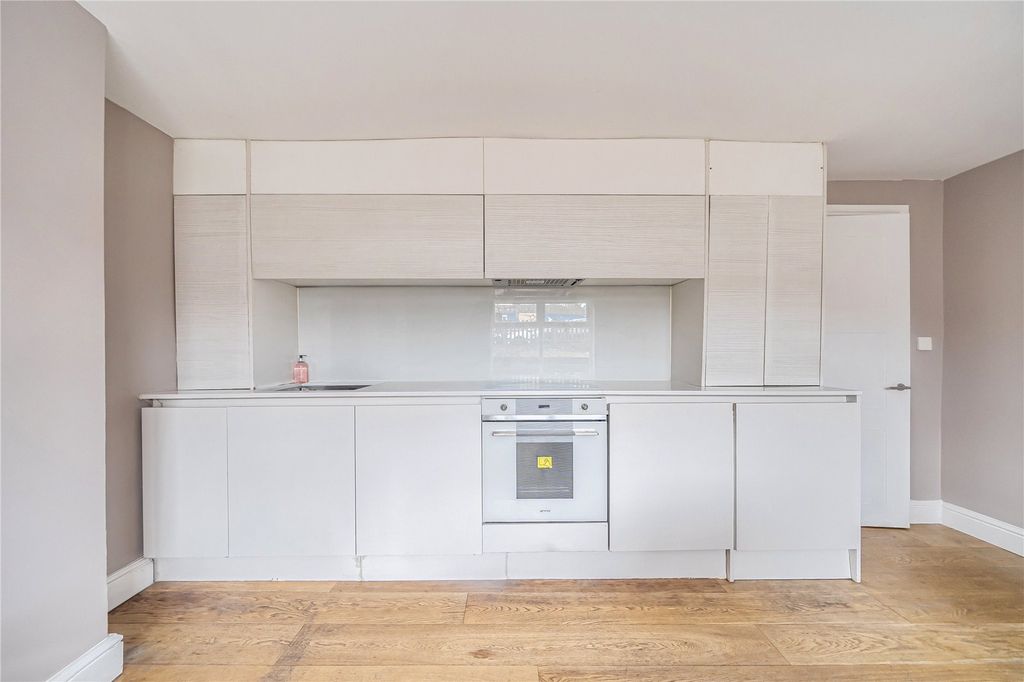 Property photo 3 of 12 Picture No. 03