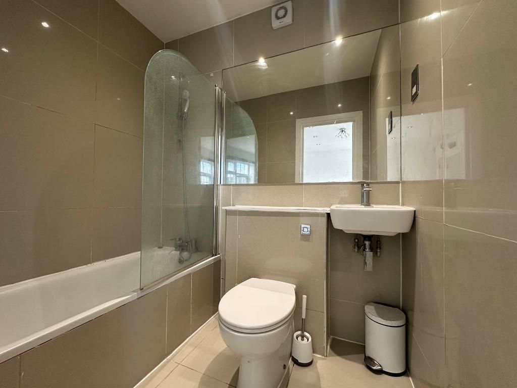 Property photo 2 of 4