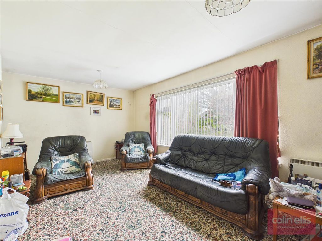 Property photo 3 of 10 Cam05075G0-Pr0293-Still003.Jpg