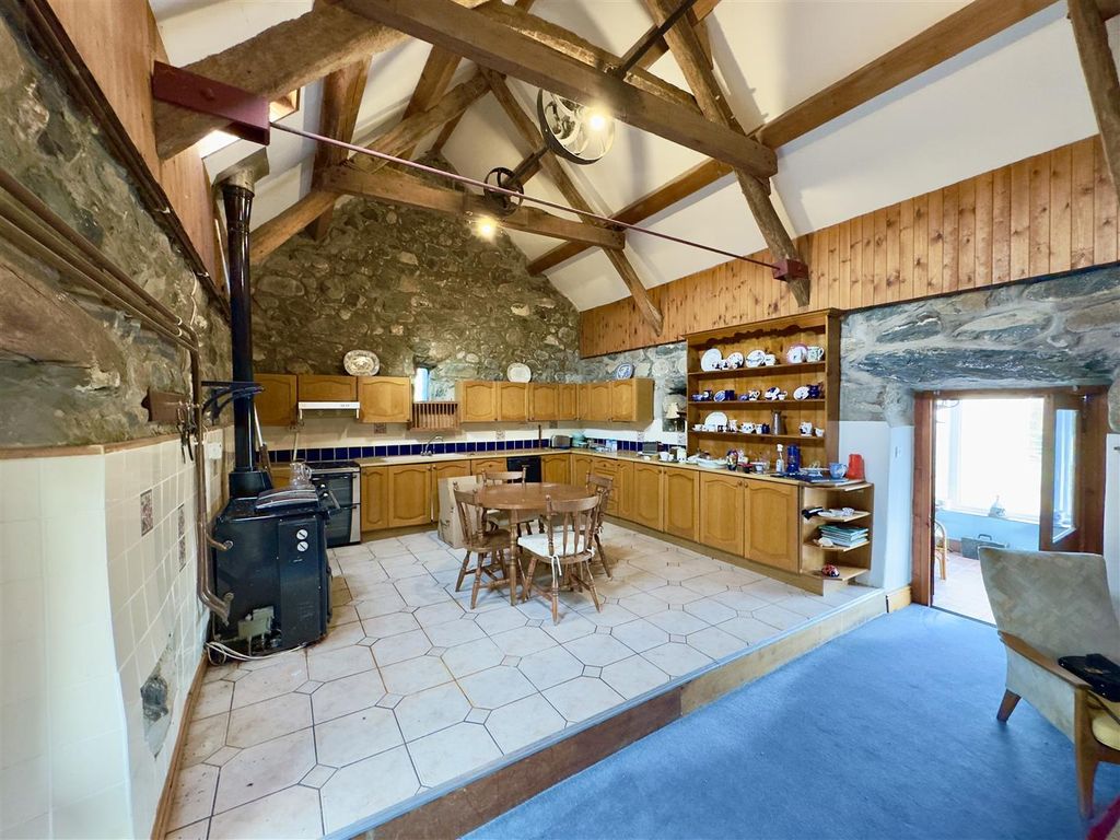 Property photo 3 of 33 Img_2275.Jpeg