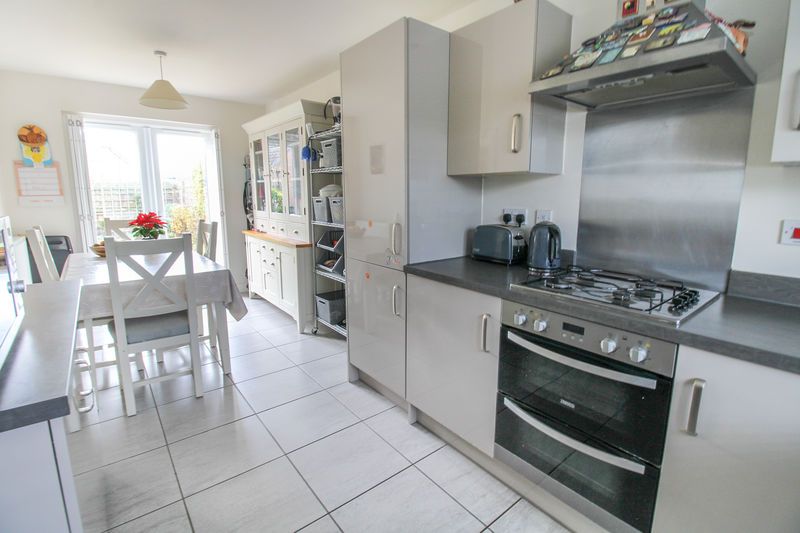Property photo 2 of 15 Kitchen/Dining Room