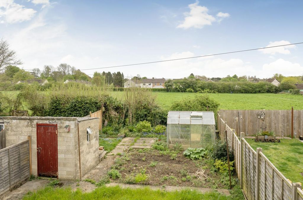 Property photo 2 of 20 1442682-9-69E1F4F9452F8.Jpg