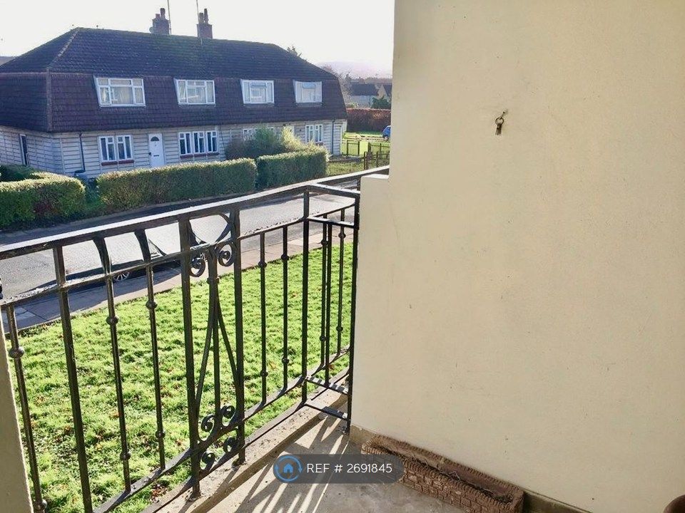 Property photo 3 of 4