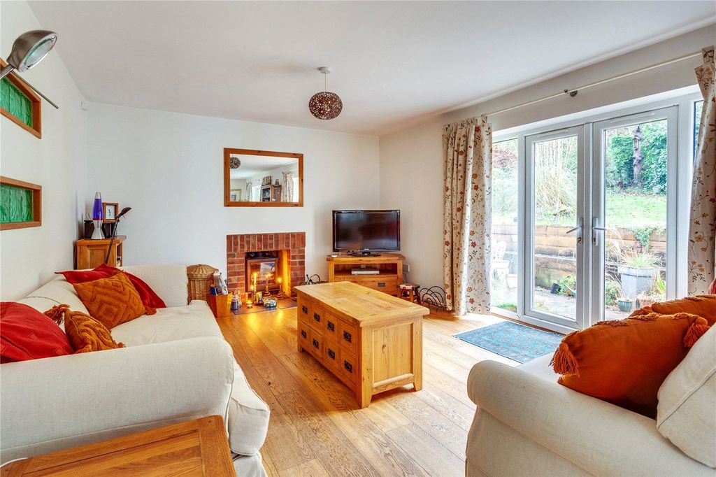 Property photo 2 of 17 Living Area