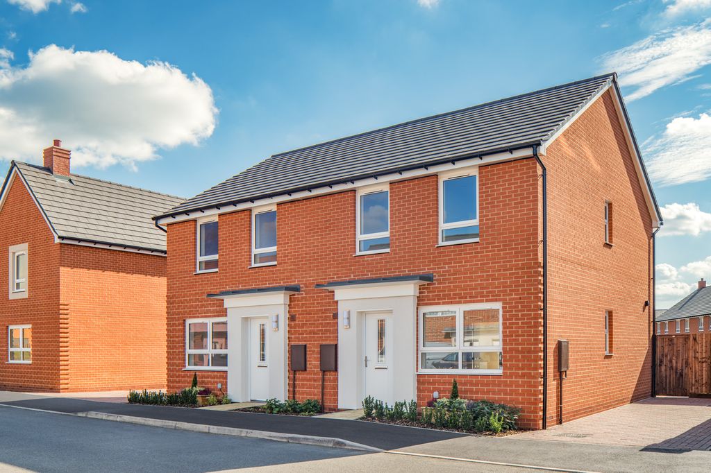 Property photo 1 of 8 Maidstone Kingsbrook Canal Quarter