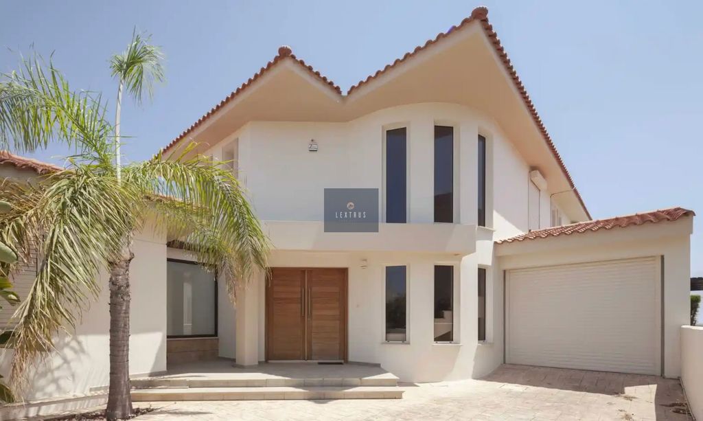 Property photo 3 of 10