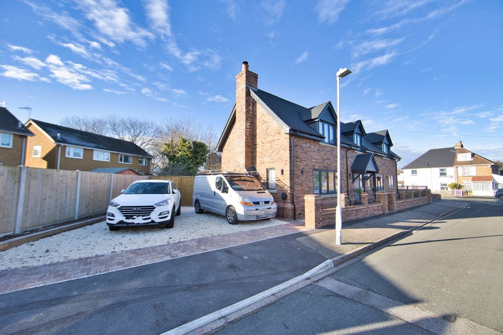 Property photo 1 of 17 Picture 1