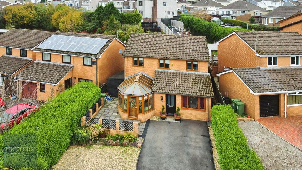 Property photo 1 of 29 708810F4-Dji_Fly_20241107_133746_442_1730986724496